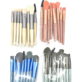 LOUISA Makeup Brush 8pcs set (Random Color)